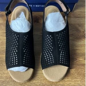 Rockport Briah Perf Sling Black Sandals Sz 8.5